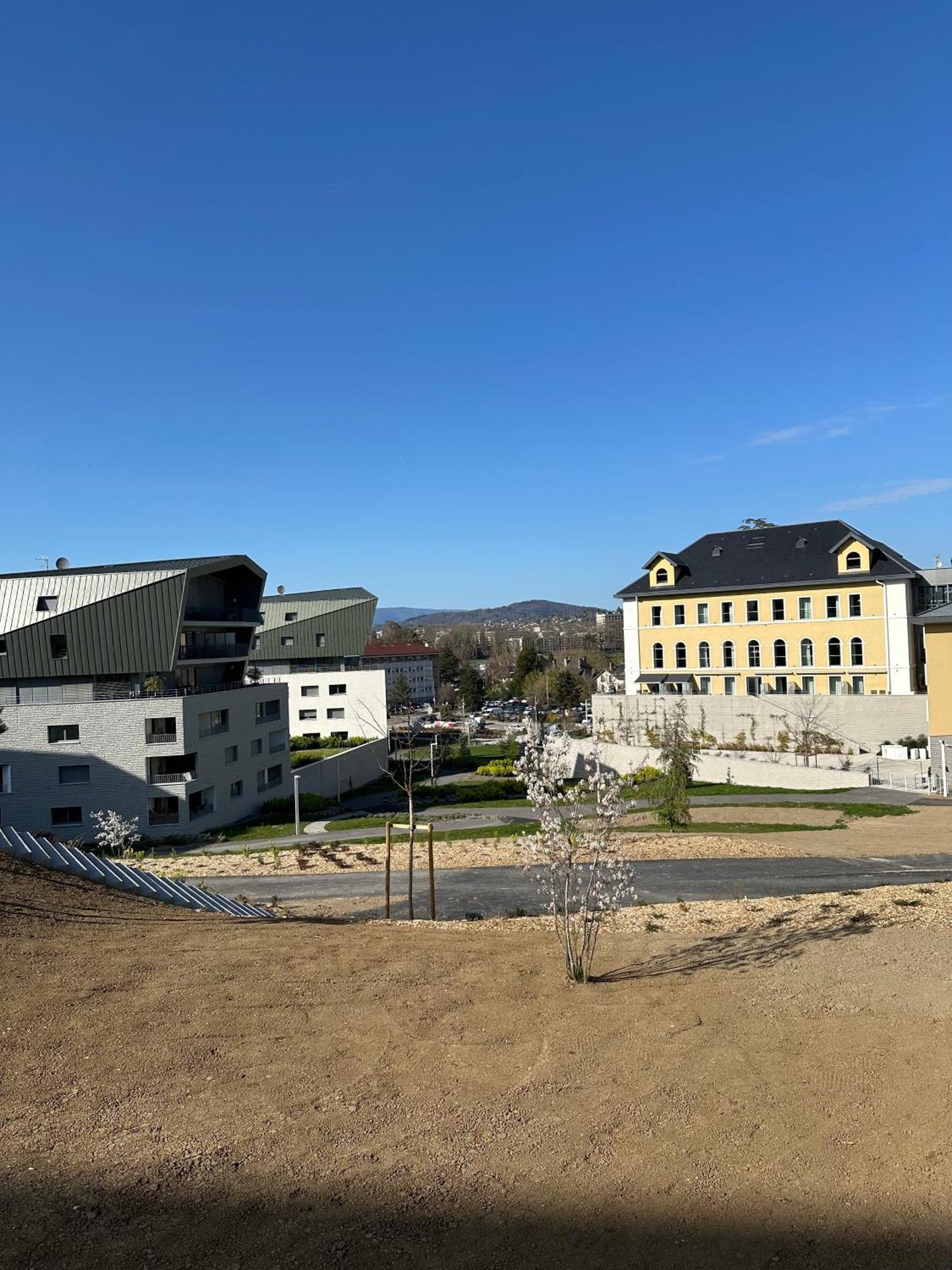 A La Belle Quatrieme Etoile Apartment Annecy Ngoại thất bức ảnh